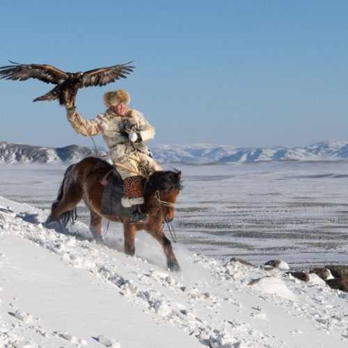 eagle_hunters_of_mongolia_in_winter_photography_tour